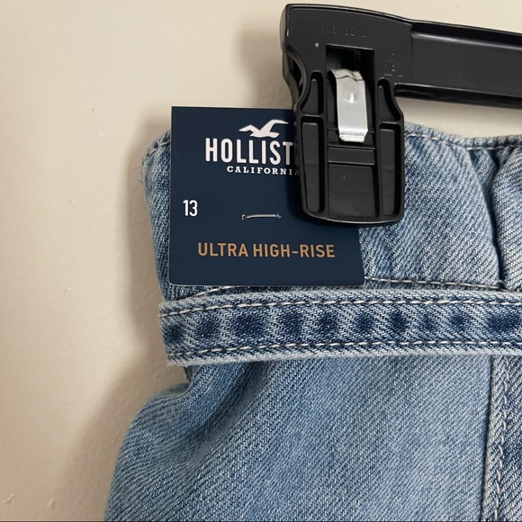 hollister ultra high rise paperbag mom jean shorts - Picture 4 of 5
